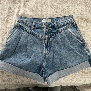 Abercrombie High Waist Mom Shorts